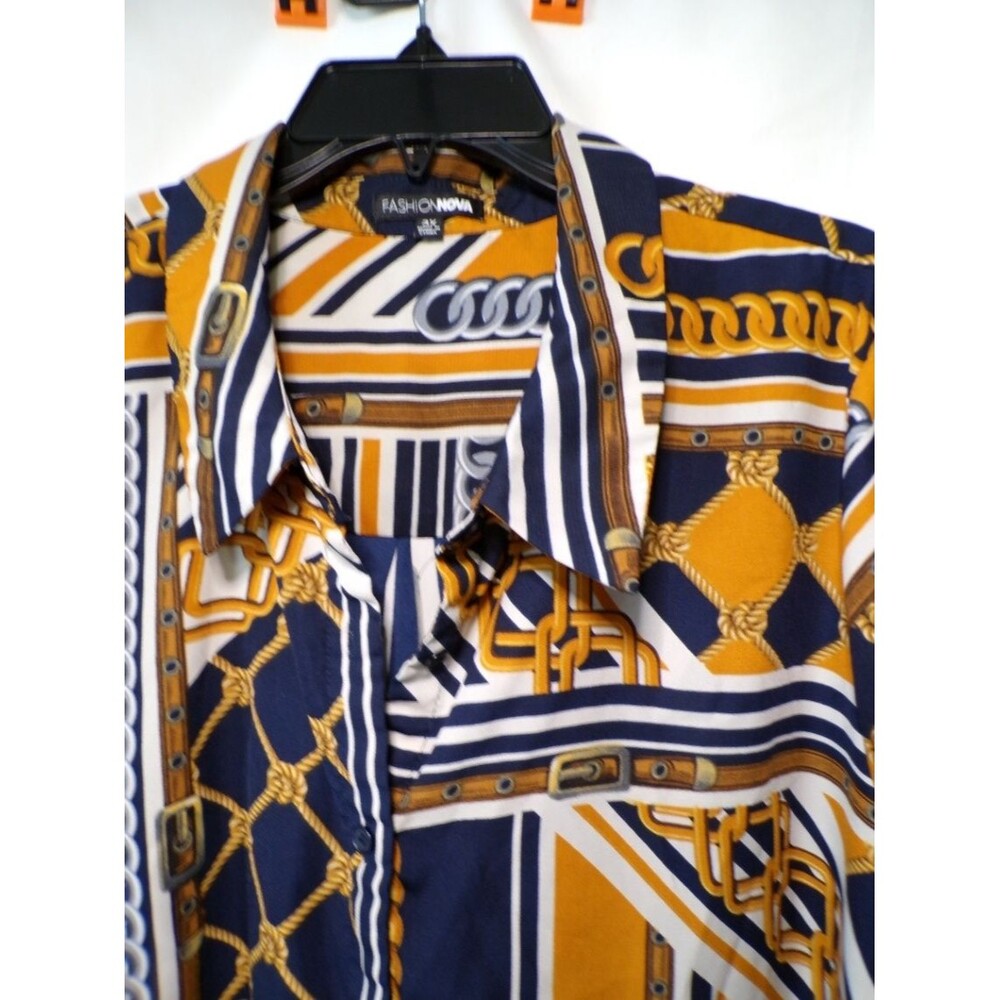 Fashion Nova Women's 3X Button Up Blouse Long Sleeve Chain Baroque Print - Picture 2 of 4